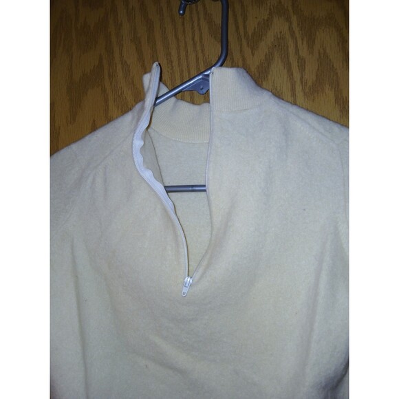 Cashmere By Pringle Sweater Made In Scotland Womens Size 36/92 Fits 28×16 Yellow - Picture 12 of 14